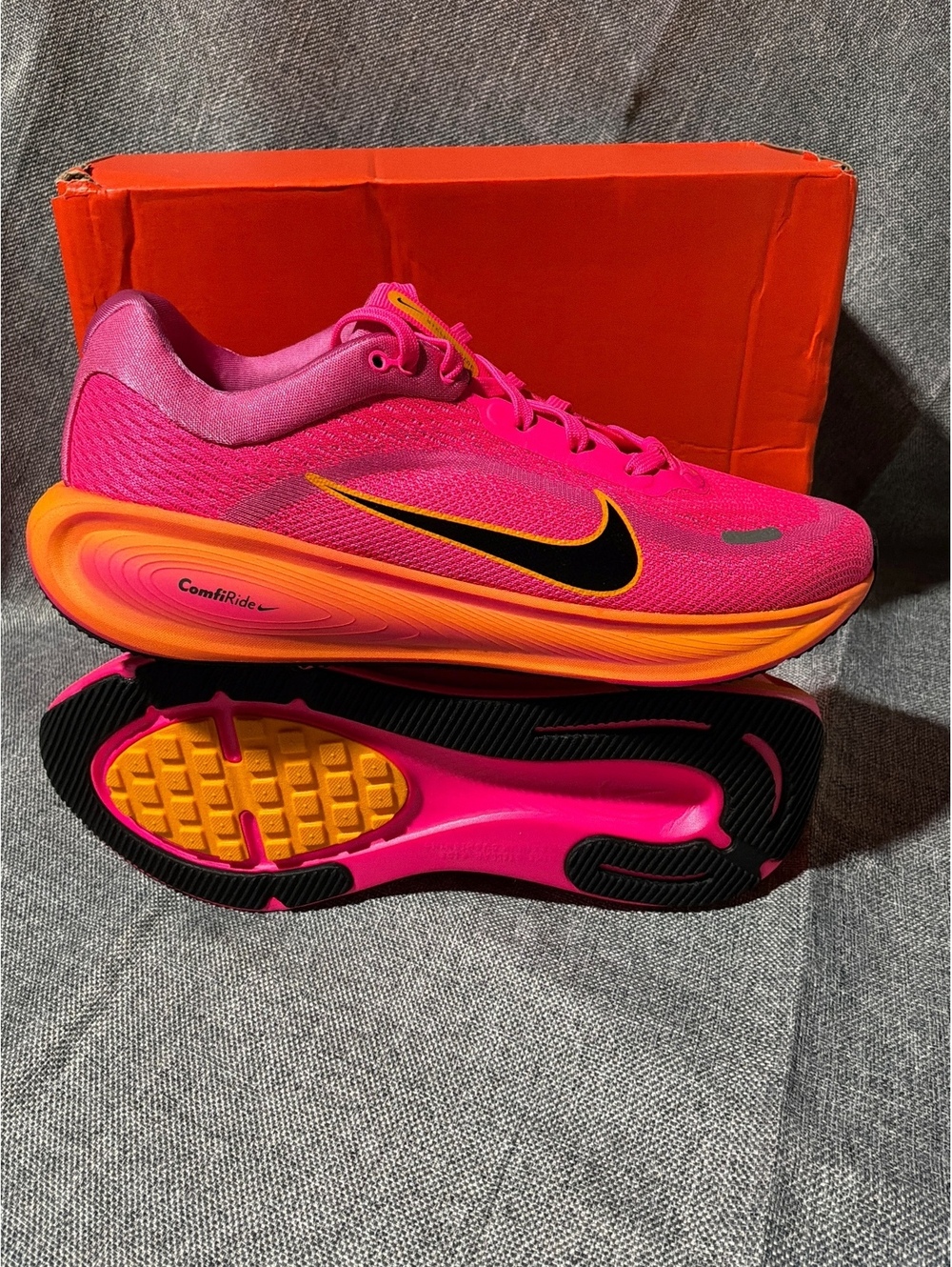 Nike Stellar Ride 5 Youth Men's Sneakers Size 5.5Y Pink and Orange